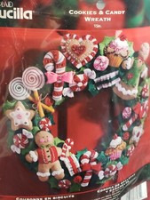 Plaid Bucilla Cookies Candy Christmas Wreath Kit Maria Stanziana Decoration