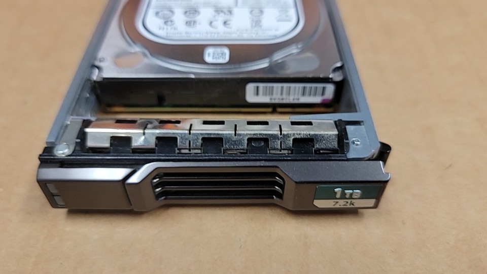 VXTPX DELL Compellent 1 TB 6 GB/s 7.2K 2.5 HDD SAS Con VXTPX DELL Compellent 1 TB 6 GB/s 7.2K 2.5 HDD SAS Con