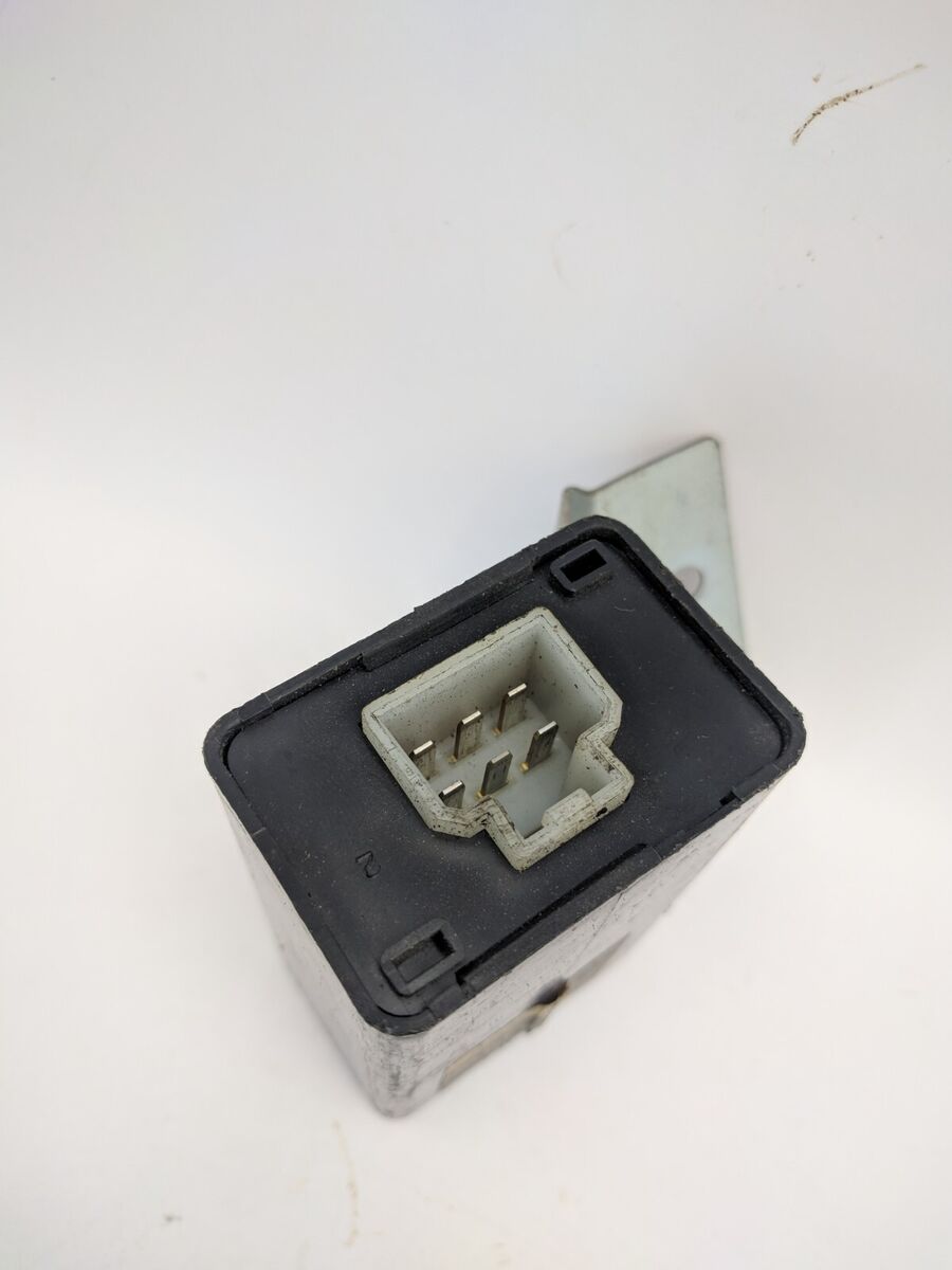 1987-1989 Nissan 300ZX Z31 Tail Light Brake Stop Sensor 1987-1989 Nissan 300ZX Z31 Tail Light Brake Stop Sensor