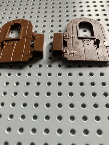 Lego Castle Door 1x4x6 Round Top Window Keyhole with Shutter Holder 2 sets - Picture 4 of 6