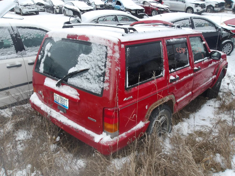 Used Transmission Control Module fits: 2000 Jeep Cherokee Transmission below cen - Image 4 of 4