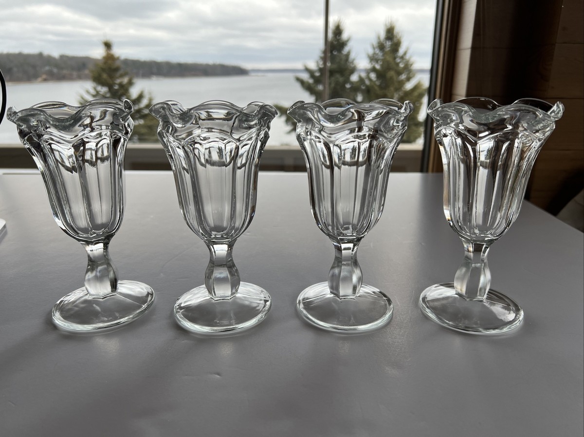 gnome wine glass 17 oz Stemless Glass with Garden Gnome Stopper, Chillin with my Gnomies, Gift Set main image 0