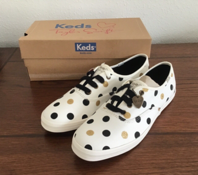 Taylor Swift Foot Size Size 12, 5ft 10 Body Taylor Swift Merch Size