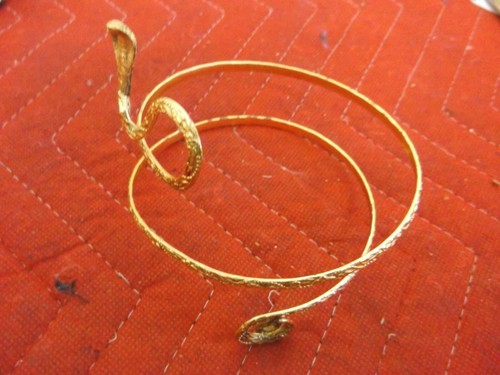 BELLY DANCER 12 PIECE JEWELRY LOT ARM BAND CUFFS METAL BANGLES JYPSY SARI COBRA - Picture 19 of 24