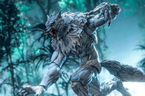 AUTHENTIC MAESTRO Veteran William WEREWOLF (WHITE) WOLFMAN LYCANTHROPE FIGURE