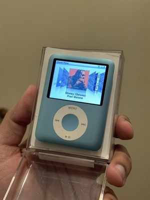 Apple iPod Nano 3. Generation 8GB - Blau (funktioniert einwandfrei) OVP