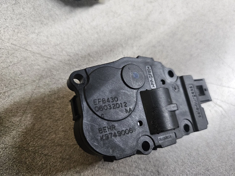 2008-2018 AUDI A5 КЛАПАН СЕРВОПРИВОДА A/C AC НАГРЕВАТЕЛЬ ДВИГАТЕЛЯ ПРИВОД КОМПЛЕКТ ИЗ 9 K9749006 OEM - Изображение 3 из 3