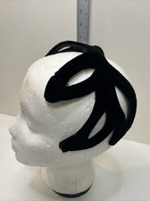 pillbox scallop BETMAR New York 1940s womens black velour Hat Hairpiece