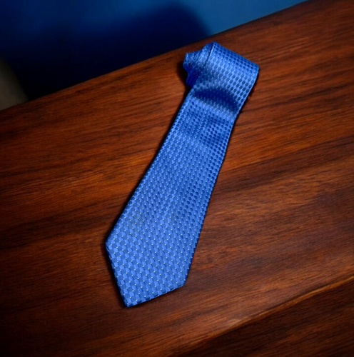Donald Trump Signature Tie 62x3.25 100% Silk Office Luxury Collection Blue Check
