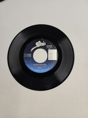 Nena - 99 Red Balloons - Epic (45RPM 7 )(AA46) 