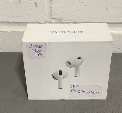 Apple AirPods Pro 3 Wireless Earbuds
