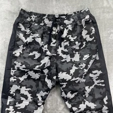 Nike Sportswear Tech Jogger Men size large camouflage camo woven track pant