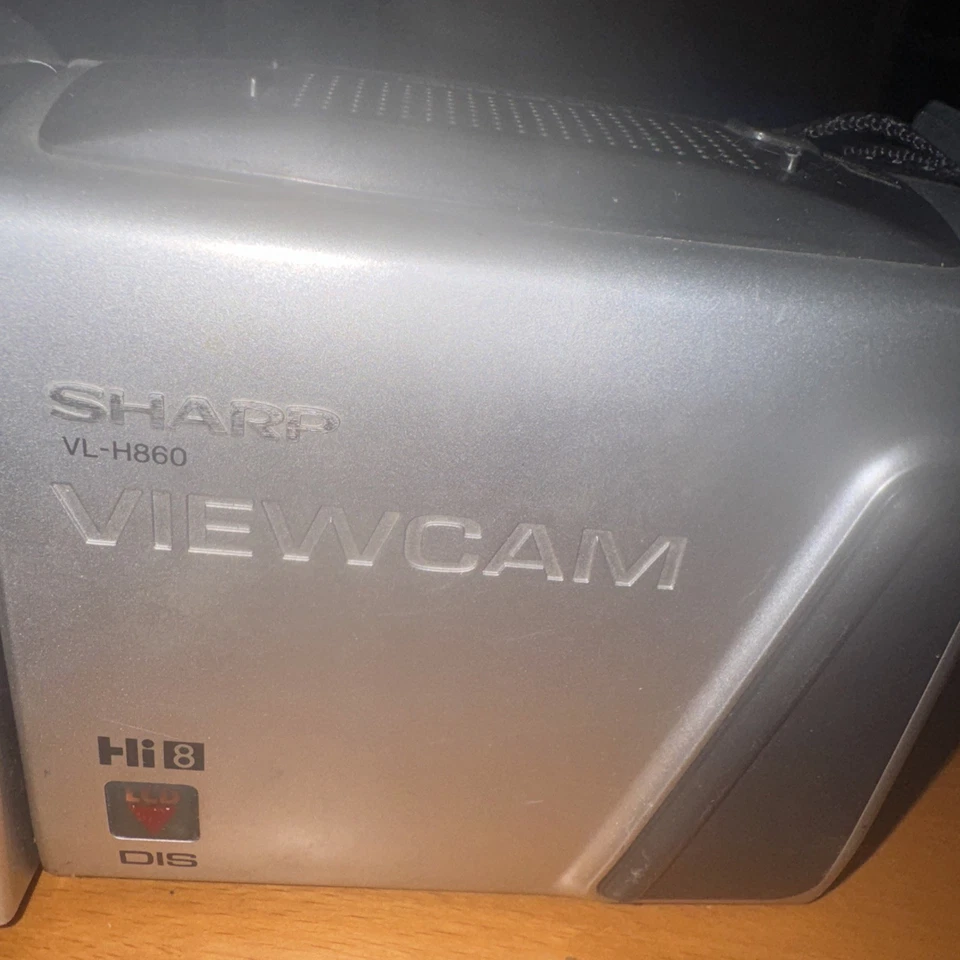 Sharp VL-H550 Hi-8 Analog Camcorder Untested parts only - Image 2 of 4