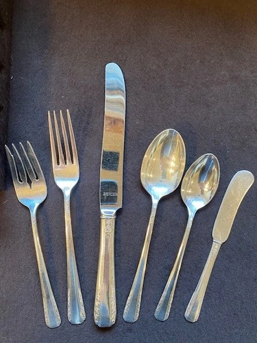 Courtship by International Sterling Silver Flatware, 1 setting, 6 pieces