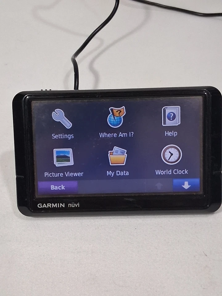 Garmin - Nuvi GPS 205W Unit Only for parts or reppair - Image 3 of 4