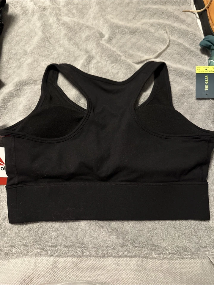 Womens Black Pull Over Reebok Sports Bra Size Large - Image 2 of 4