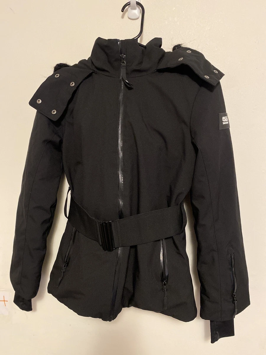 Belted snow jacket sales