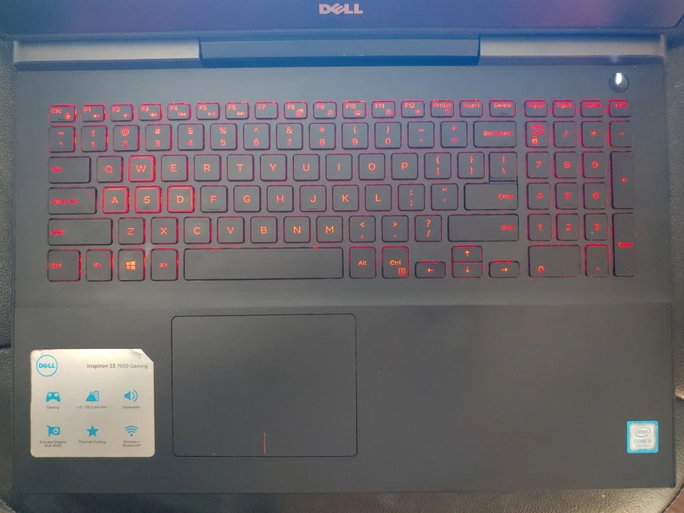 SSD Dell Inspiron 15 7567 Gaming 15,6 polegadas i5-7300HQ 2,50GHz 8GB RAM 1TB - Imagem 4 de 4