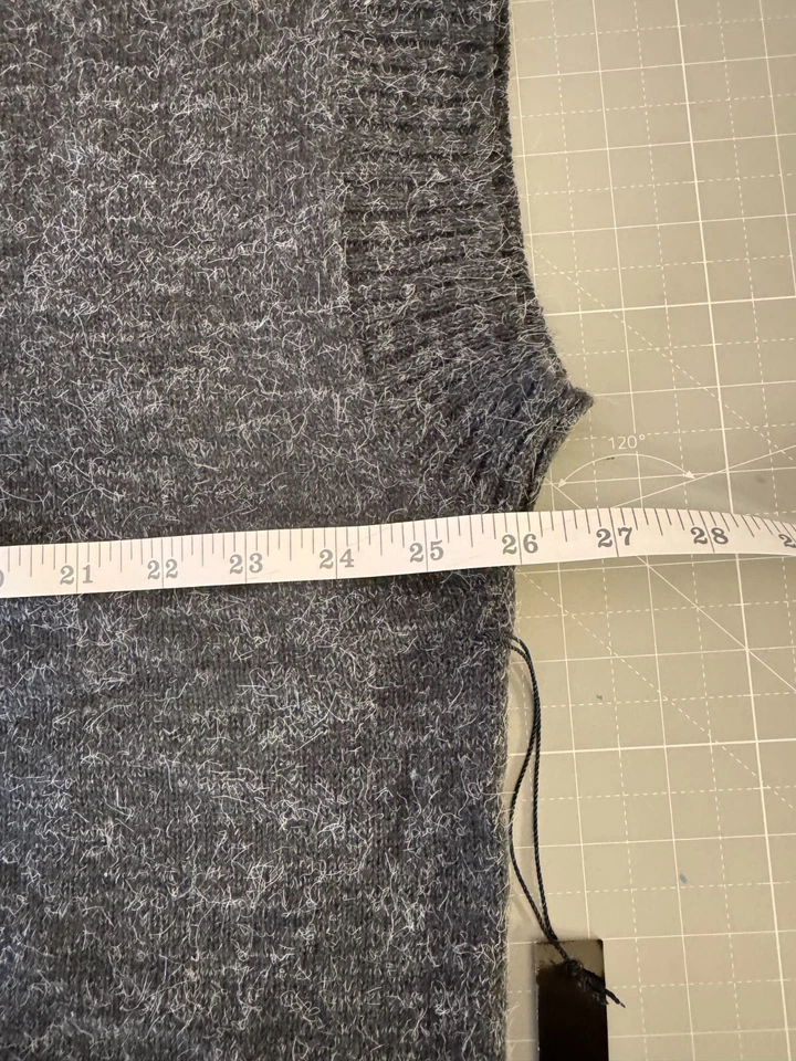 Novo com etiquetas Poncho Feminino BCBGMAXAZRIA Cinza Urze Kimono Gola Alta Tamanho XS/S $268 - Imagem 4 de 4