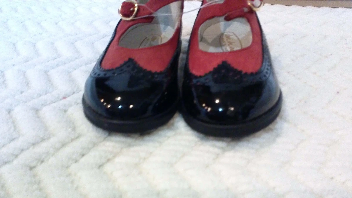 Baby red patent shoes top