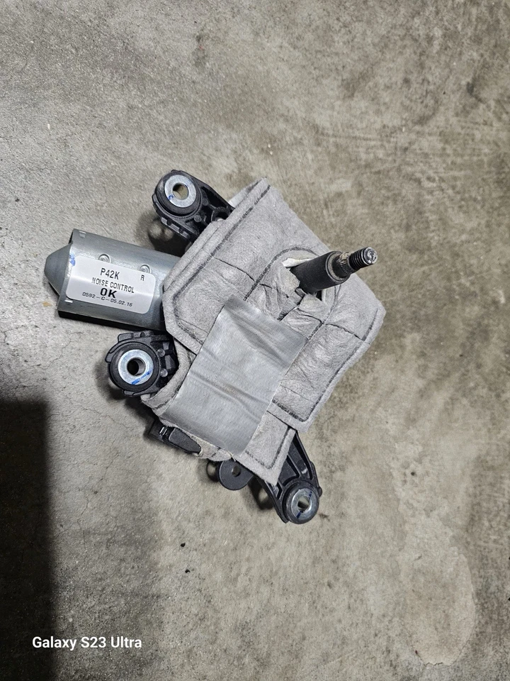 Motor ventana maletero trasero Nissan Pathfinder 2013-2019 28710-3KA0C Foto 3 de 4