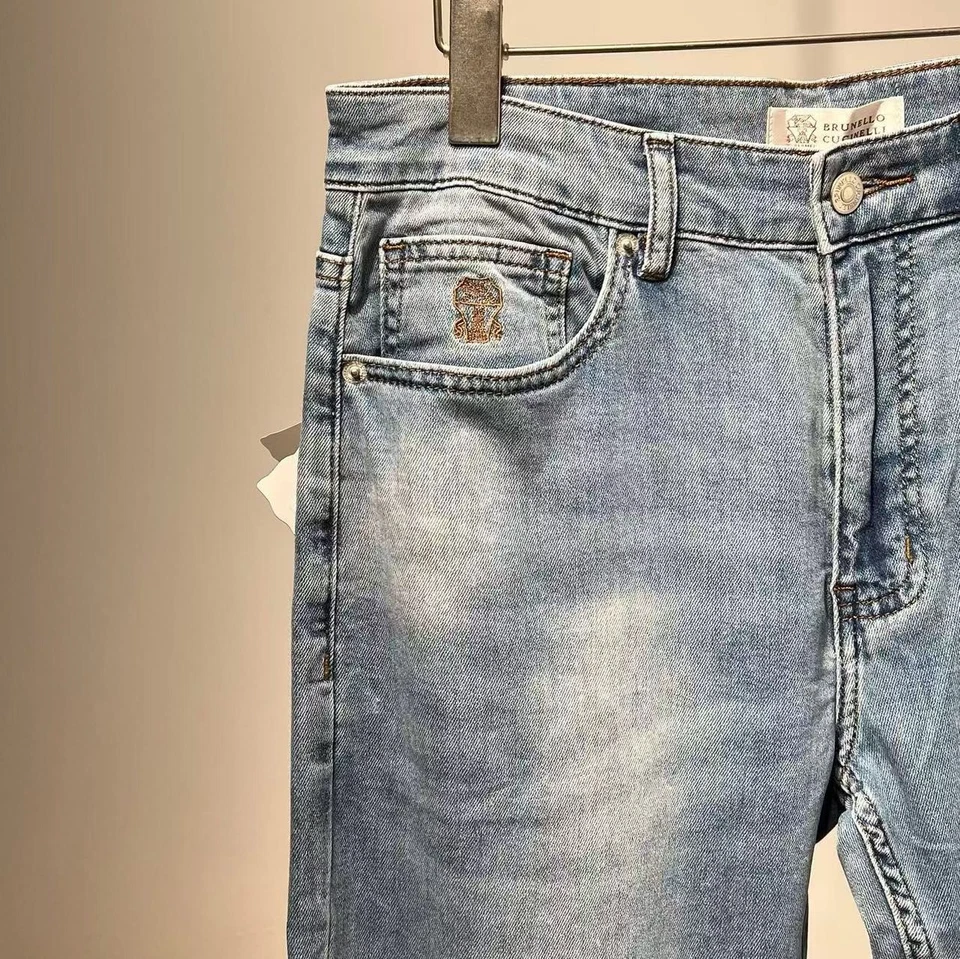 Brunello Cucinelli Men's Classic Regular Fit Jeans Zipper Pocket Trousers Pants - Image 4 of 4