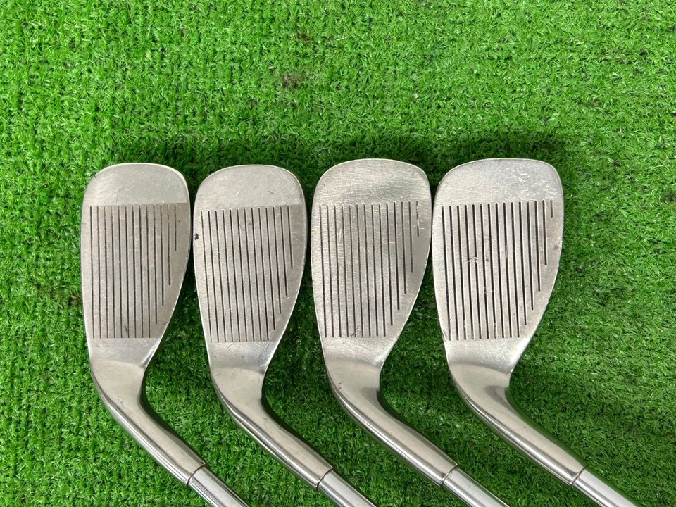 Lynx Predator Iron Set 3-9+PW RH Lynx Predator Regular Flex Steel Shaft EL3961 - Image 3 of 4
