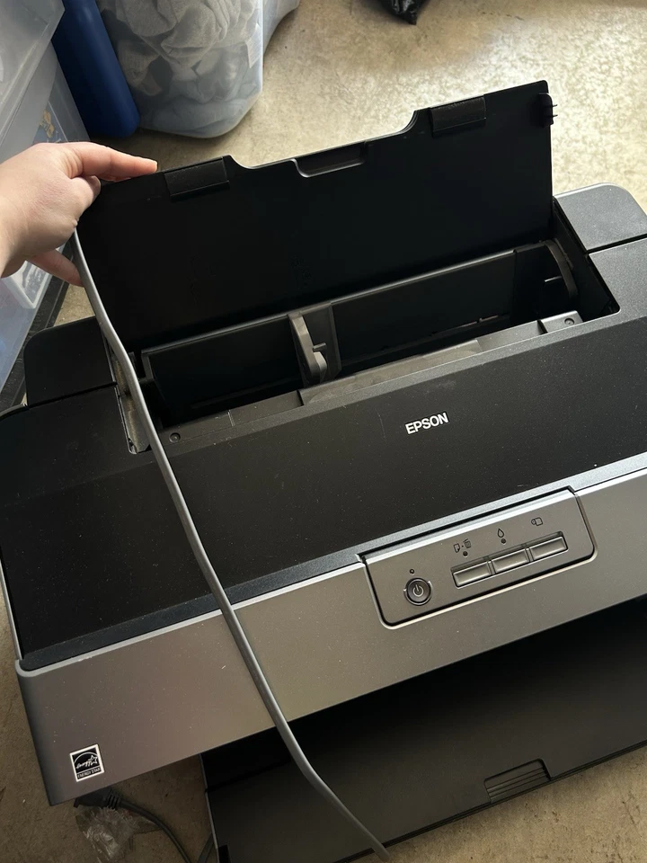 Epson Stylus Photo R1900 Digital Inkjet Printer Wide Format FOR PARTS *UNTESTED* - Image 4 of 4