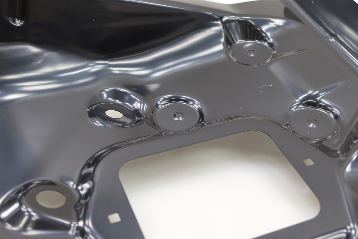 NEW OEM Mazda Rear Left Quarter Panel Extension B4YA-71-40X Mazda