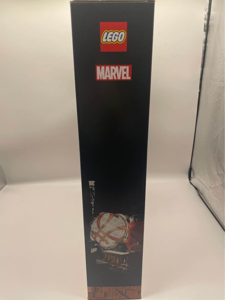 LEGO Marvel (76218) : Sanctum Sanctorum Free shipping Brand New