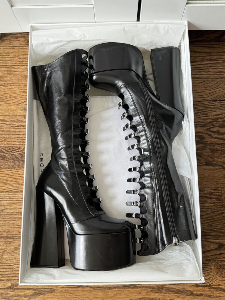 MARC JACOBS Original Fall 2016 Runway KIKI Platform Boot MARC JACOBS Original Fall 2016 Runway KIKI Platform Boot