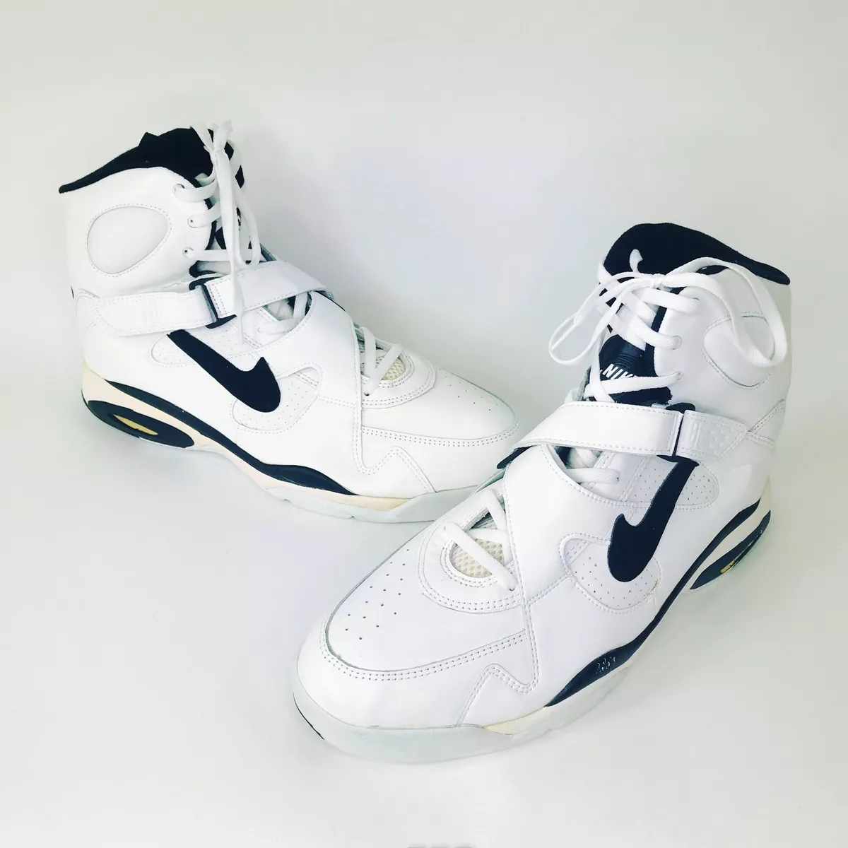 Reserve het dossier Beroep Vintage Rare &#039;93 Deadstock White Nike Air Force Hi US Size 18 David  Robinson 90s | eBay