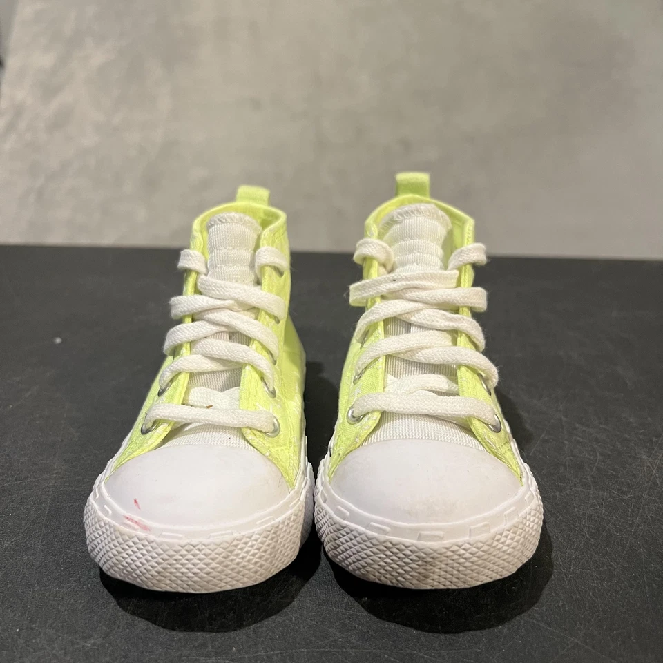 Zapatos Converse Chuck Taylor Not A Chuck niño pequeño talla 7C voltios UNT1TL3D A05148F Foto 2 de 4