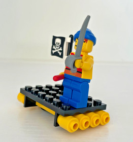 Lego Shipwrecked Pirate  (1713) Vintage Complete Set No Box 