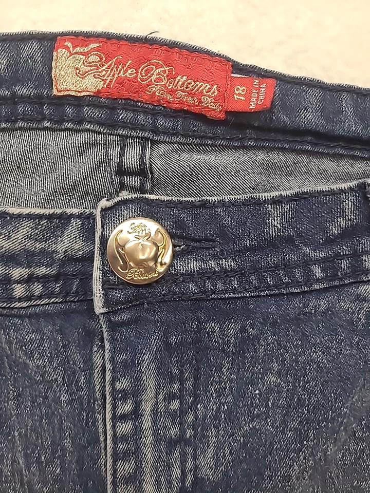 Vtg Apple Bottoms Dk Wash Denim Capri  Sz 18 - Image 3 of 4