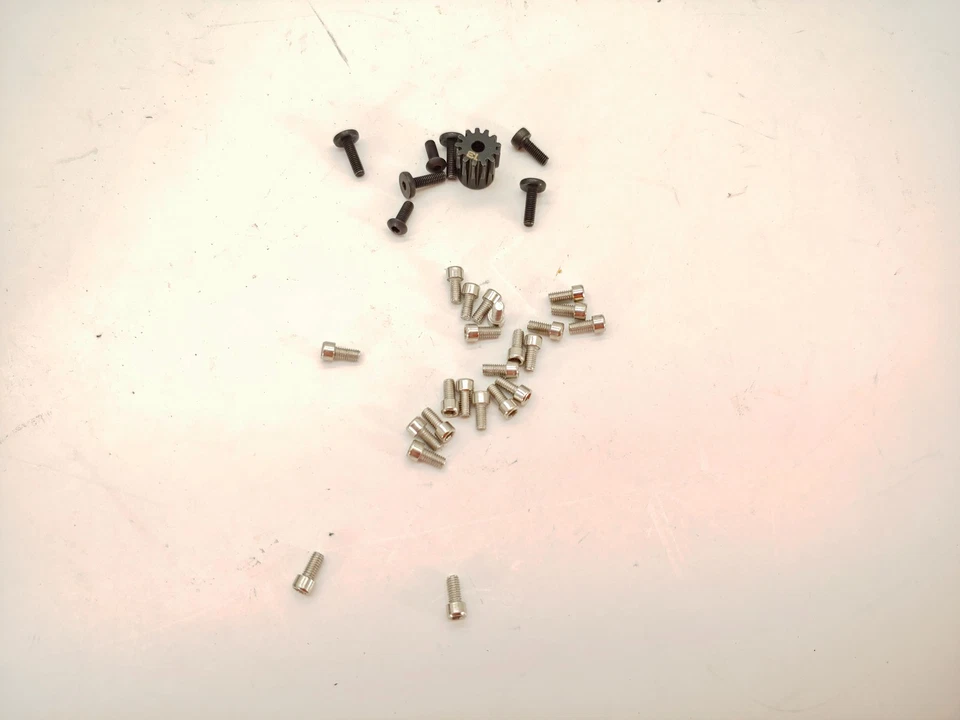 Vanquish Products VRD Straight Axle 4x4 1/10 Rock Crawler Builders Kit Roller - Image 2 of 4