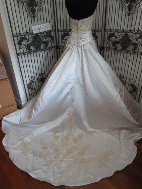 VESTIDO DE NOVIA 155W ALFRED ANGELO ZAFIRO TALLA 12 ENCAJE SATINADO CONCHA DORADA $1100 Foto 3 de 4