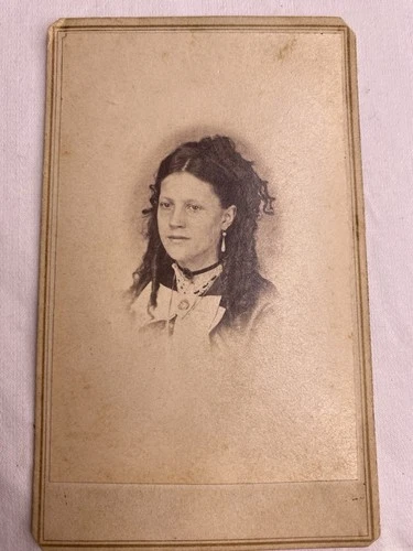 Antique Victorian CDV Photo Woman Lottie ? J.O. Browning Danville Illinois