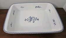 Fyrklovern Firkloveren Apilanlehti Classic 8 x 7  Baking Dish by Jackie Lynd