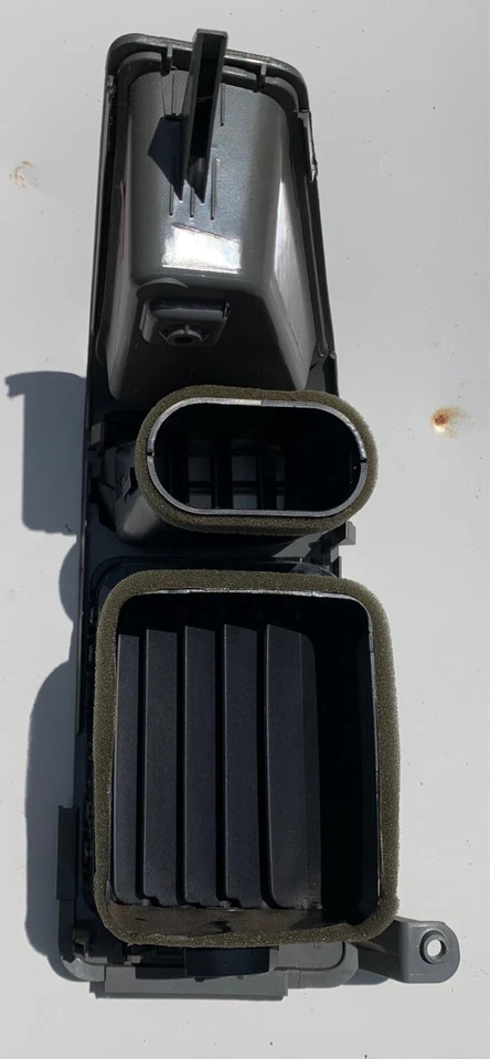 Nissan Titan Armada QX56 2004-2014 Front LH Driver Side Heater A/C Vent Silver - Image 3 of 3