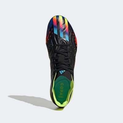 コパ adidas adidas Dresses the ZX8000 in Court Green and Screaming Pink