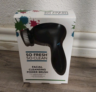 So Fresh So Clean Facial Cleaning Brush Deep Cleans Skin FREE SHIPPING New NIB