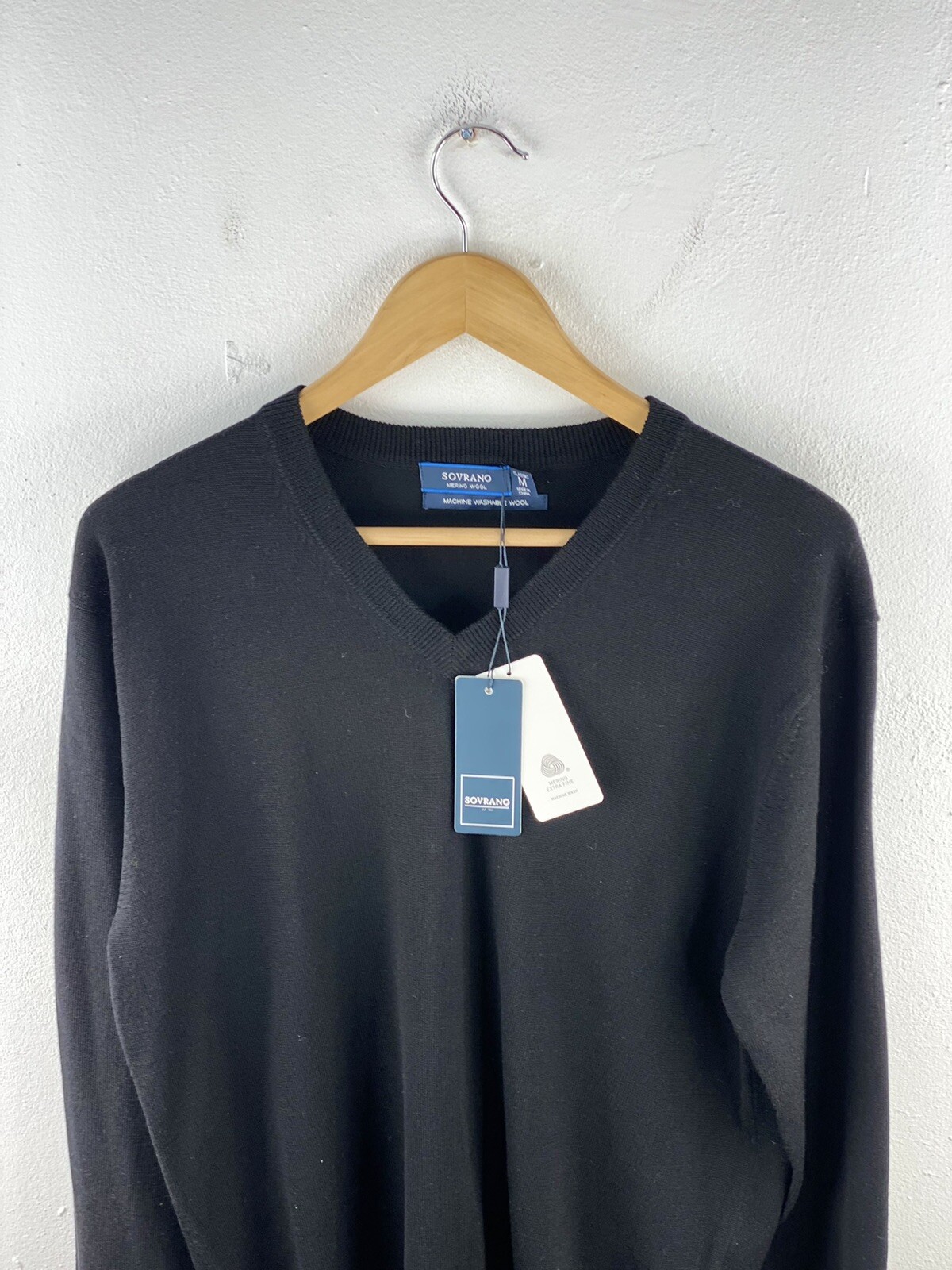 Sovrano NWT Knit 100% Merino Wool 