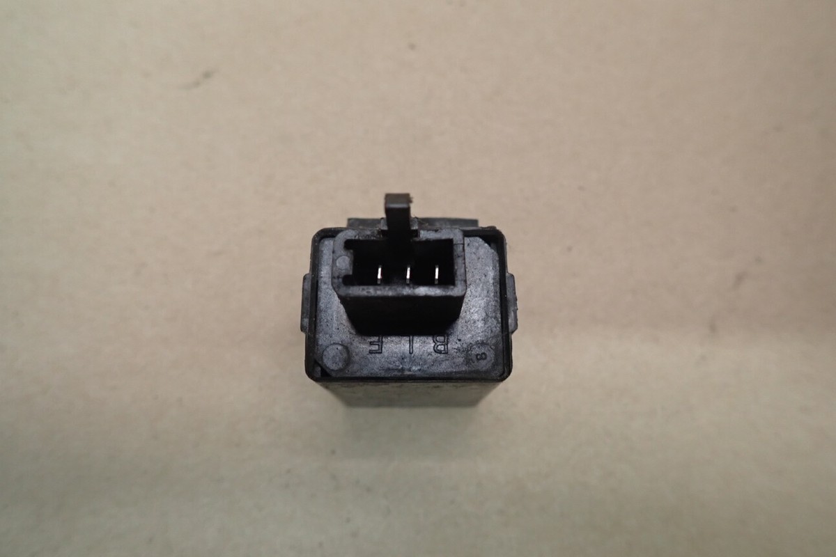 1991 KAWASAKI NINJA ZX6 ZX600 C OMRON FLASHER RELAY SENSOR | eBay