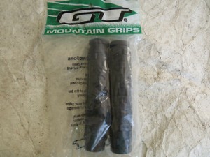 gt mountain bike grips