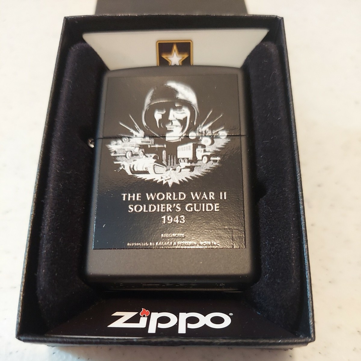 U.S. ARMY ジッポー　ZIPPO Zippo United States Army® Emblem Satin Chrome Windproof
