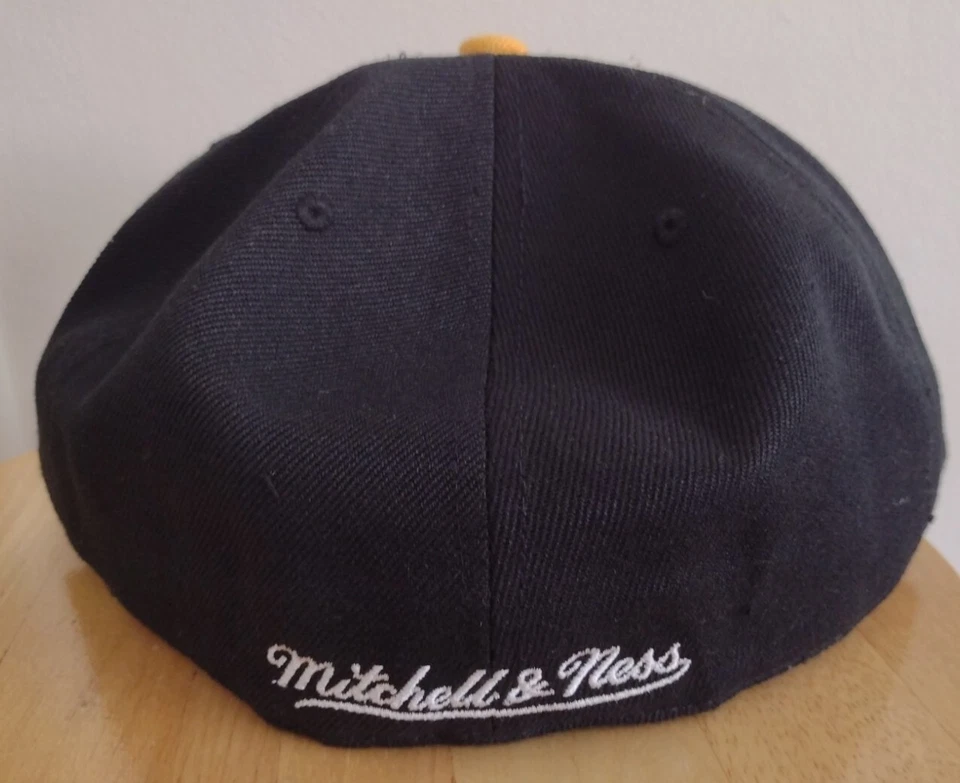 Boné de lã Lebron James Lakers Kobe Bryant LA Mitchell Ness 2 tons chapéu HWC 7 3/8 EUA - Imagem 2 de 4