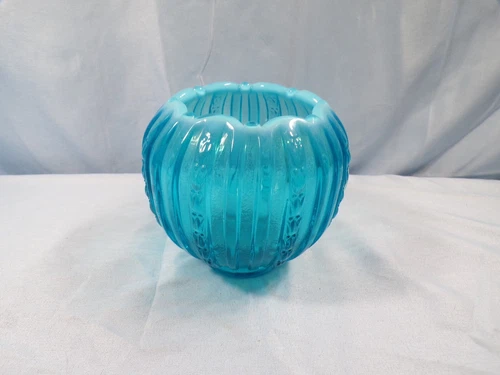 Fenton Blue Opalescent Glass Rose Bowl Vase - Ribbed Tulip Design