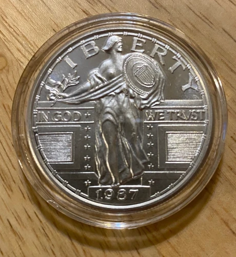 1987 - 1 oz Standing Liberty Silver Round .999 fine Silver Bullion 1 Troy Ounce