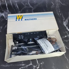 HO Walthers #932-3062 Northern Pacific 36' Converted Wood Chip Car - NOS